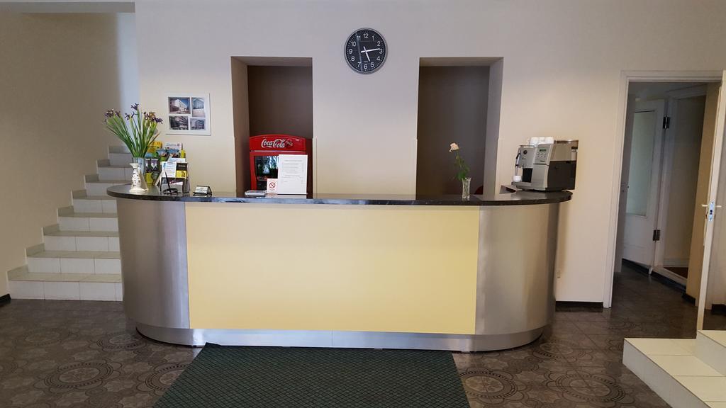Hotel Гулбене Екстериор снимка